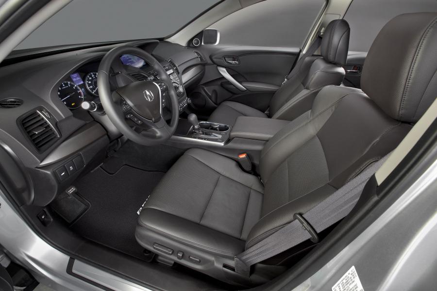 Интерьер Acura RDX Prototype (TB4) 2012 года  (фото 5 из 9)